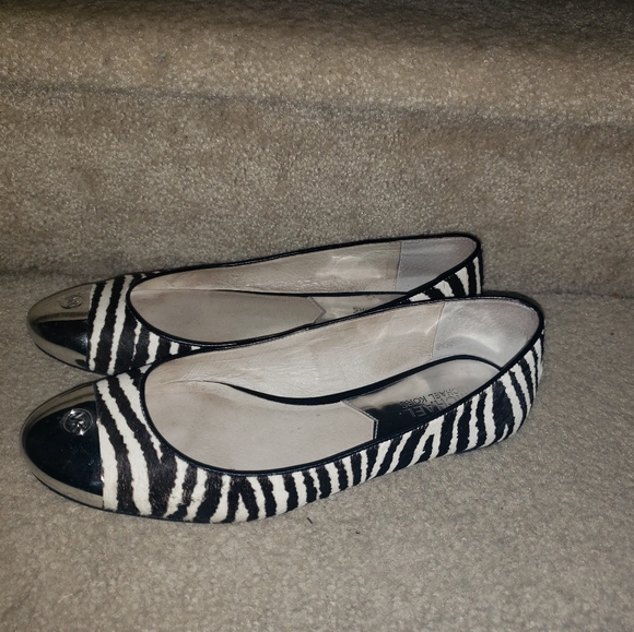Michael Kors flats - Picture 2 of 3